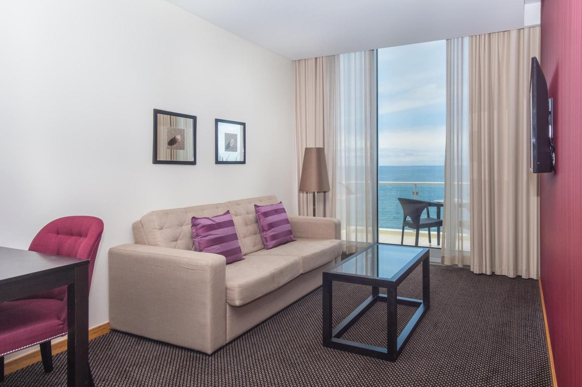 Atlantida Mar Hotel Прайя-да-Витория Экстерьер фото